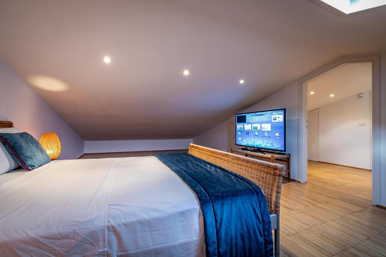 Yid Penthouse On Florence River With Parking Esterno foto