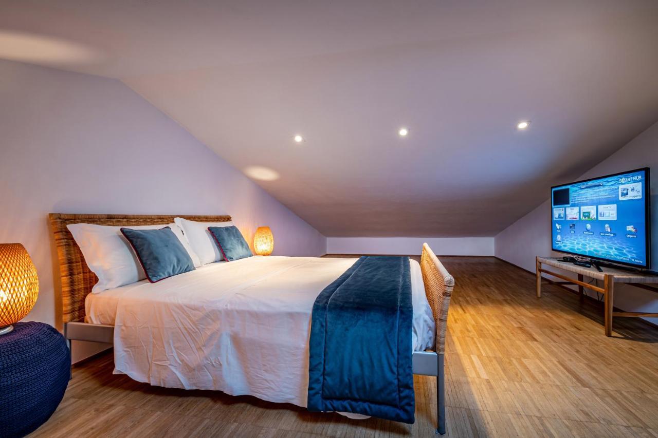 Yid Penthouse On Florence River With Parking Esterno foto